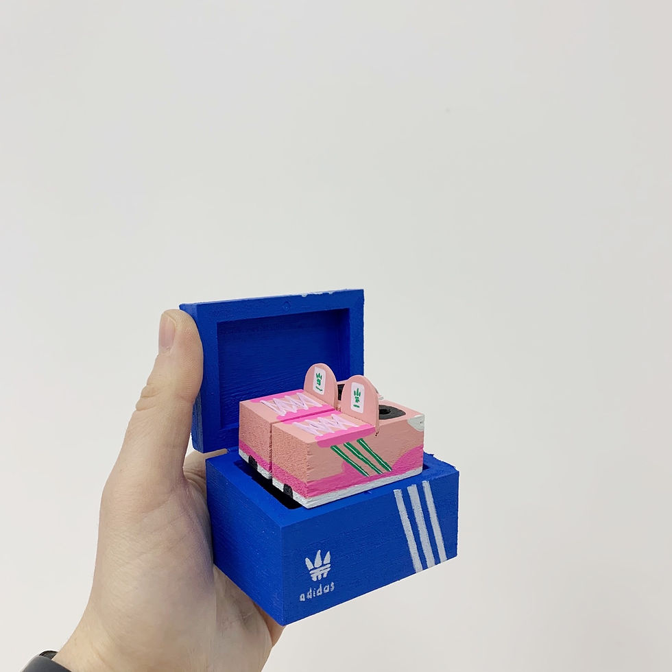 Miniatura: Tienda de zapatillas