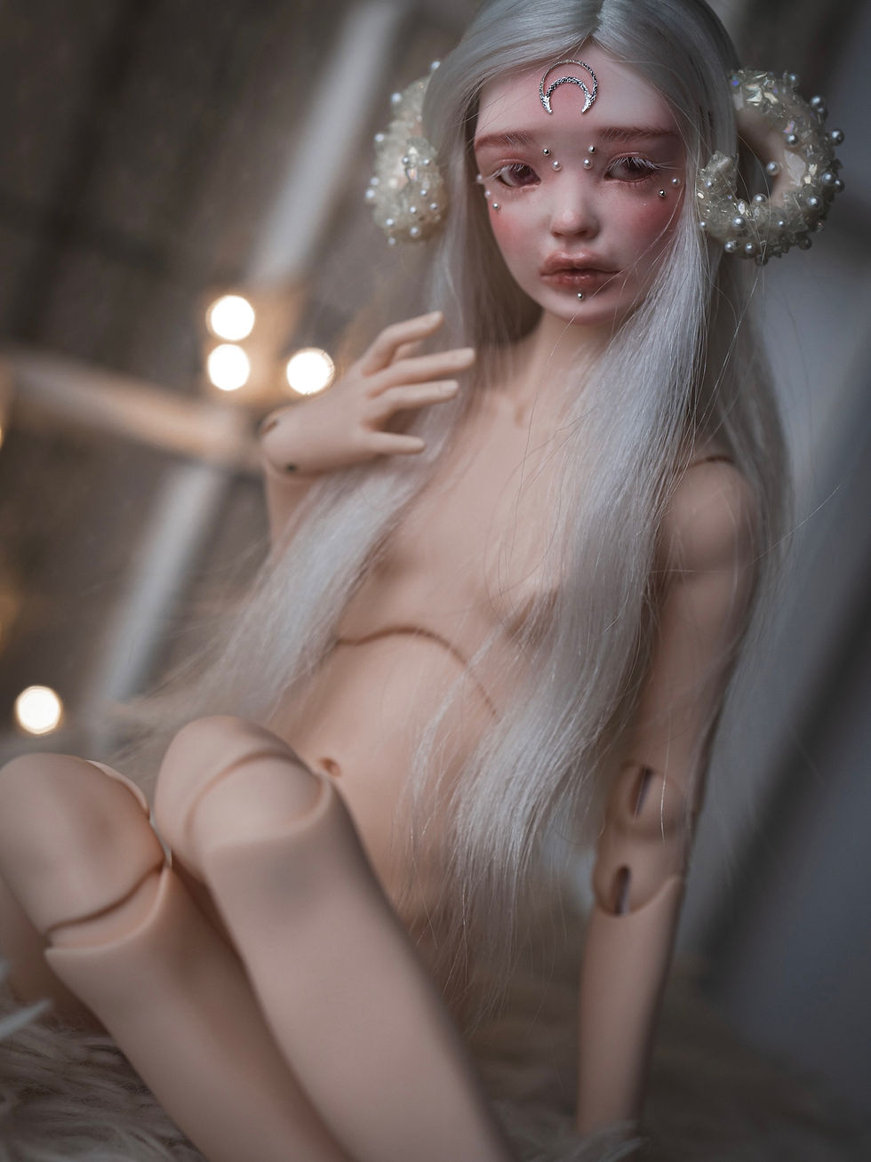 Thumbnail: Minou Girl "Albino Fawn" (Milky) 36 cm