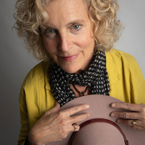 Kate Magdelena - 'United (to Save the World)'