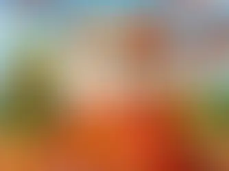 着物を着た猫の新年イラスト。お正月らしい背景と明るい和柄で、1月のお知らせを彩る画像です。