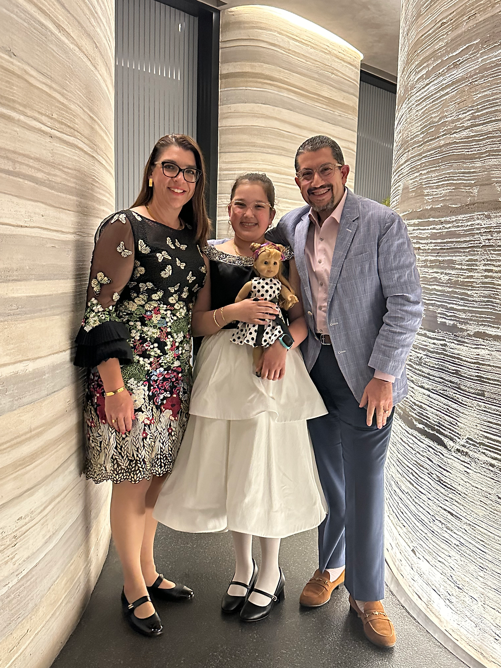 Ever's, 2 michelin-star restaurant with stunning decor and modern architecture. Jabri Family Photo for Jabri Fine Dining at beautiful restaurant in Chicago.