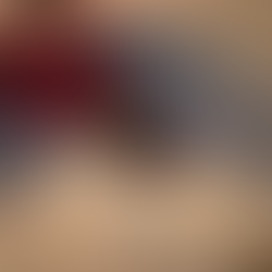 Blue bowl with small tasting plate from Next restaurant in Chicago. Beautiful Dining and Michelin star experience Chicago. Jabri Fine Dining, JFD