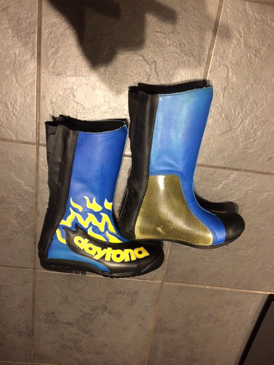 Thumbnail: Daytona Boots size 42