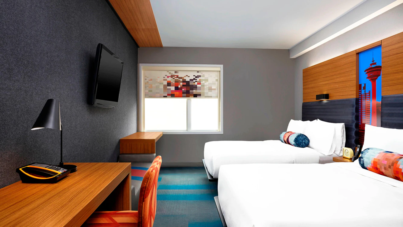 2 Queen Bed Room Aloft Calgary University