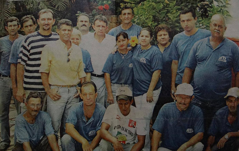 Valdemar, Jair, Brandão, Andréia, a tia que ficava na mesinha das carteirinhas, ao lado do