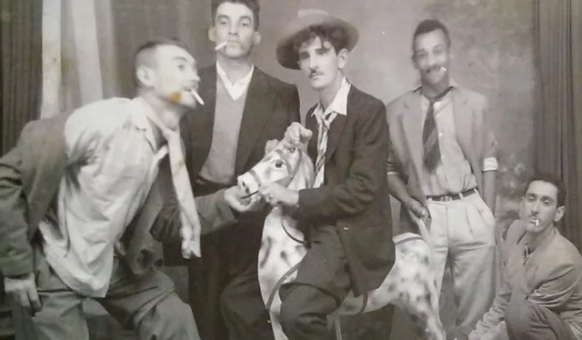 Família _ Amigos Foto 14.png