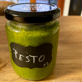 Salsa pesto con almendras