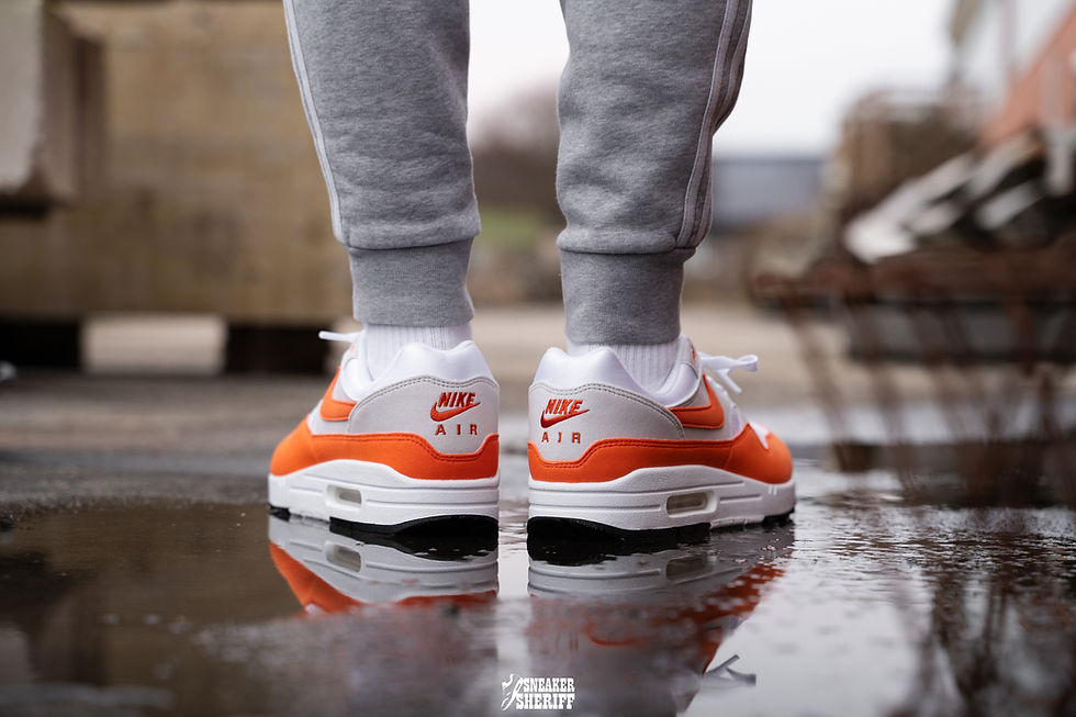 Miniaturbild: NIKE AIR MAX 1 SIGNAL ORANGE