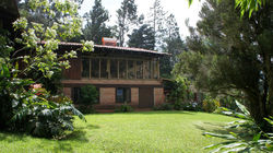 HOTEL DE MONTAÑA HEREREDIA.jpg