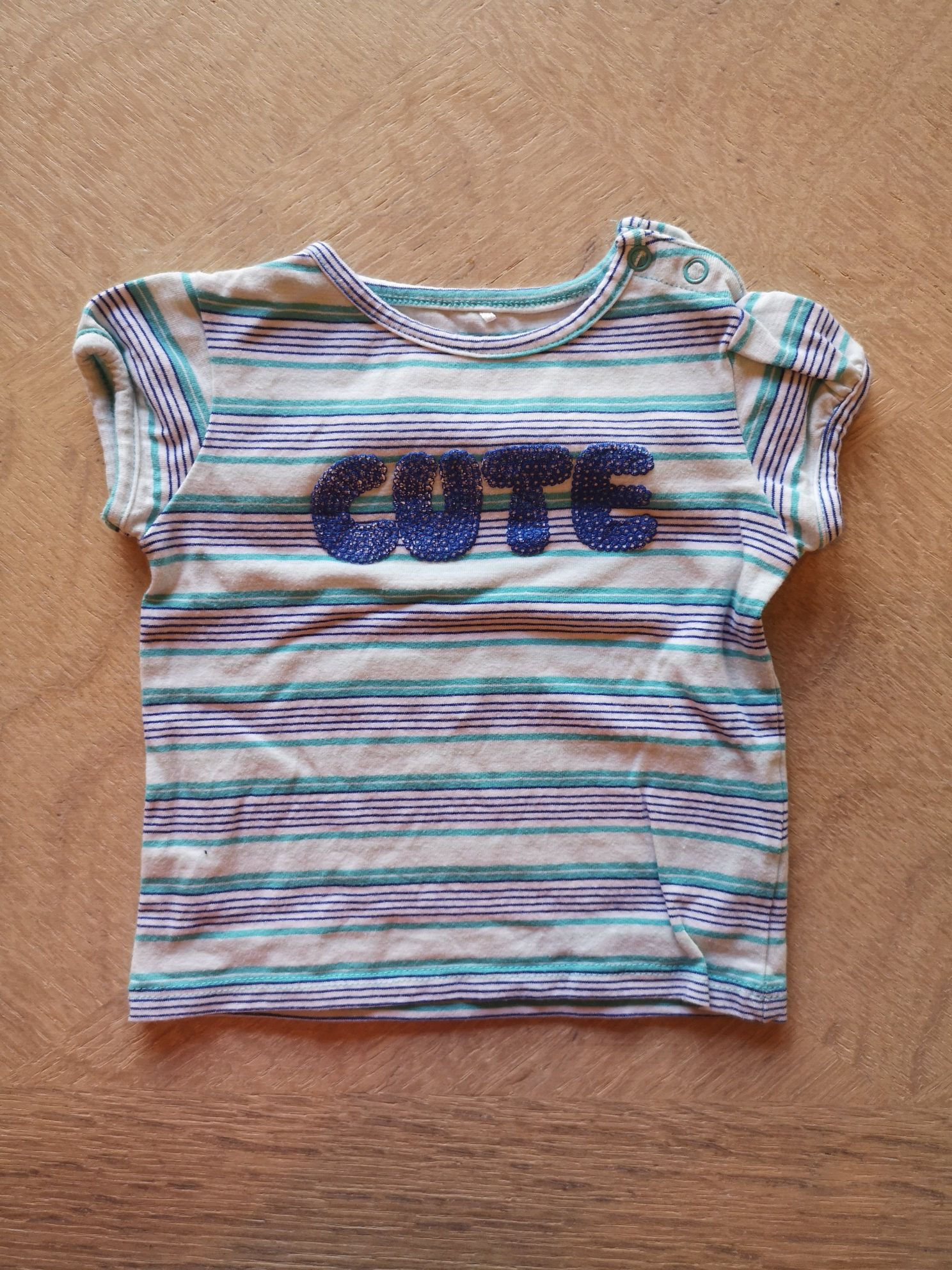 t-shirt 'Cute'