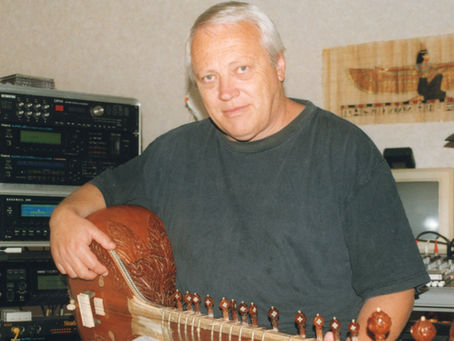 DAVID PARSONS: The Atmanautic Globetrotter