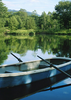 Bateau sur le lac