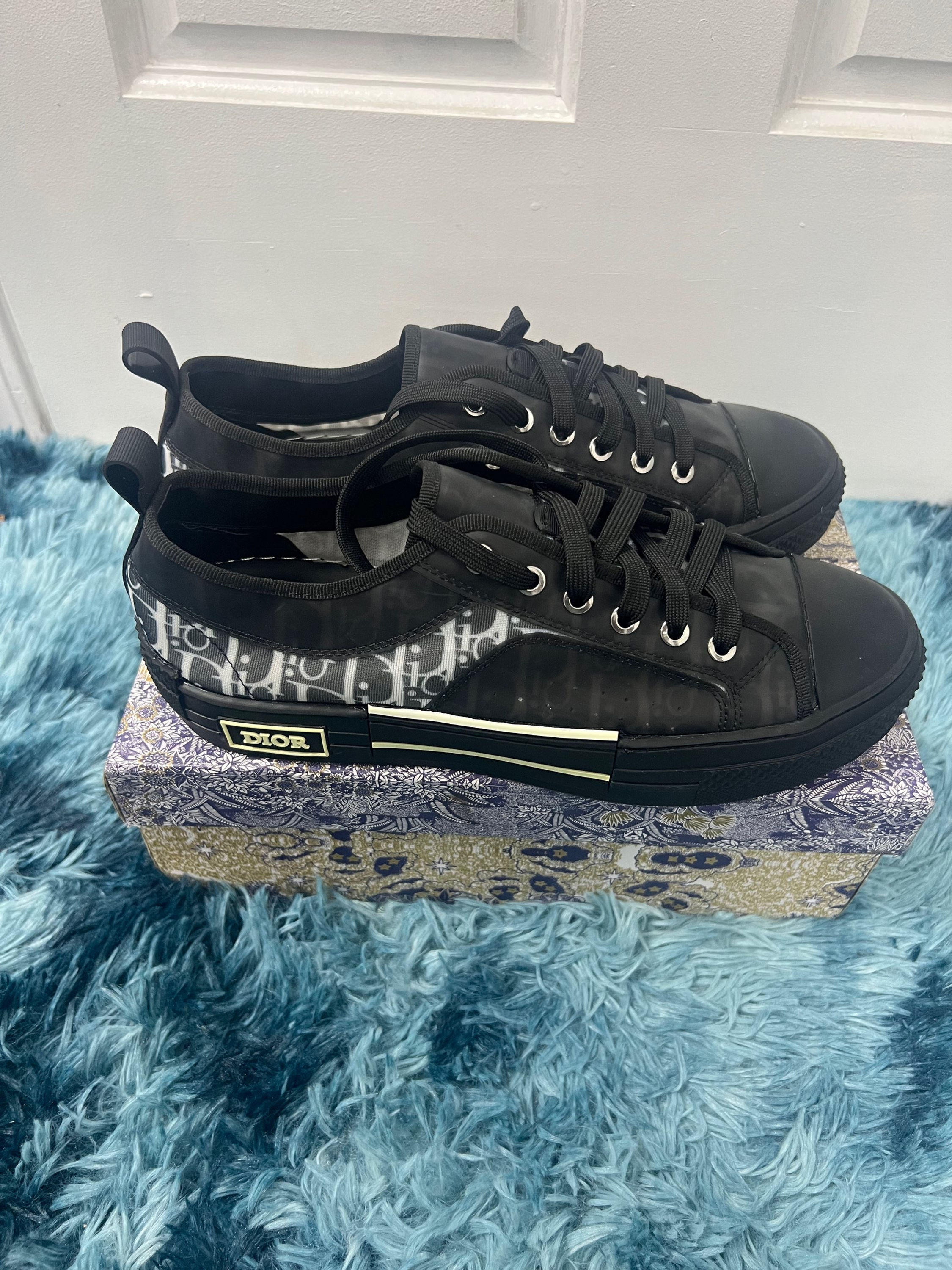 DIOR SNEAKER 