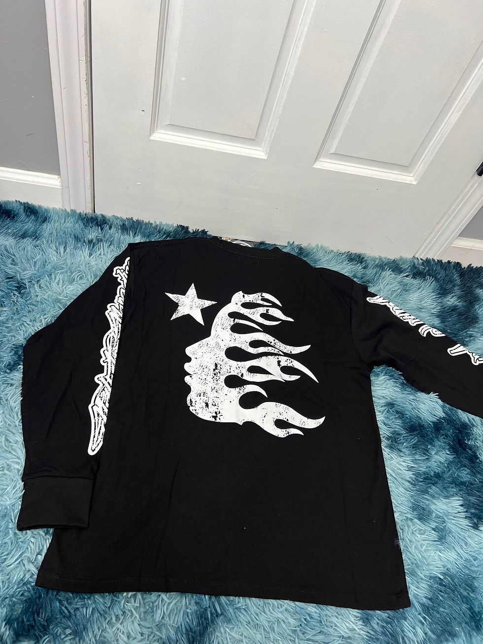 Thumbnail: HELLSTAR lONG SLEEVE 