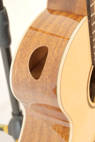 L. LUTHIER Cofe Light EQ | guitartrailer