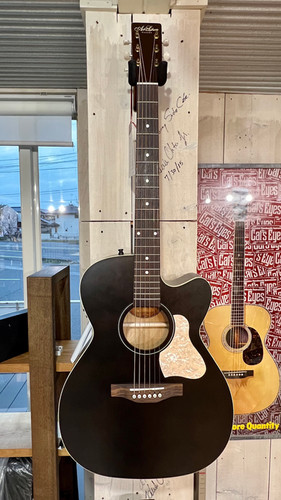 Art & Lutherie Legacy CW QIT | guitartrailer