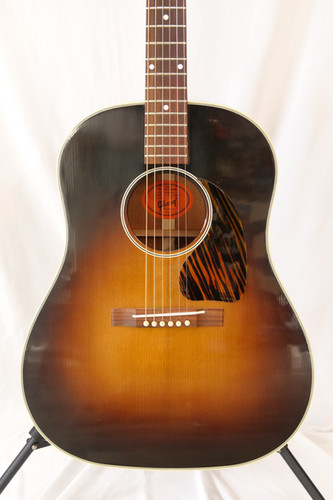 Gibson J-45 Legend | guitartrailer