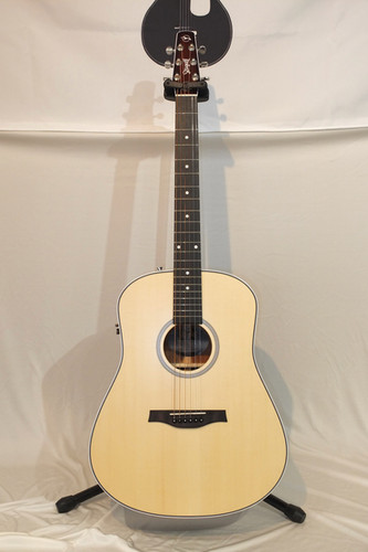 Seagull MARITIME SWS SEMI-GLOSS Q1T | guitartrailer