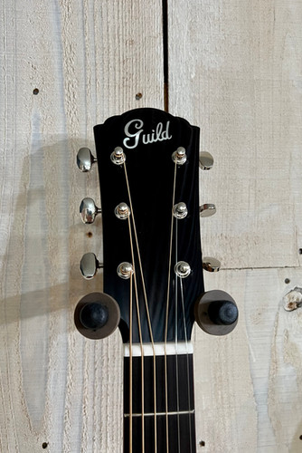 Guild DS-240 MEMOIR | guitartrailer