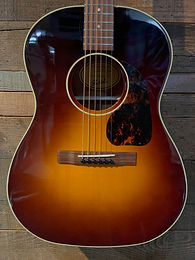 Farida | guitartrailer