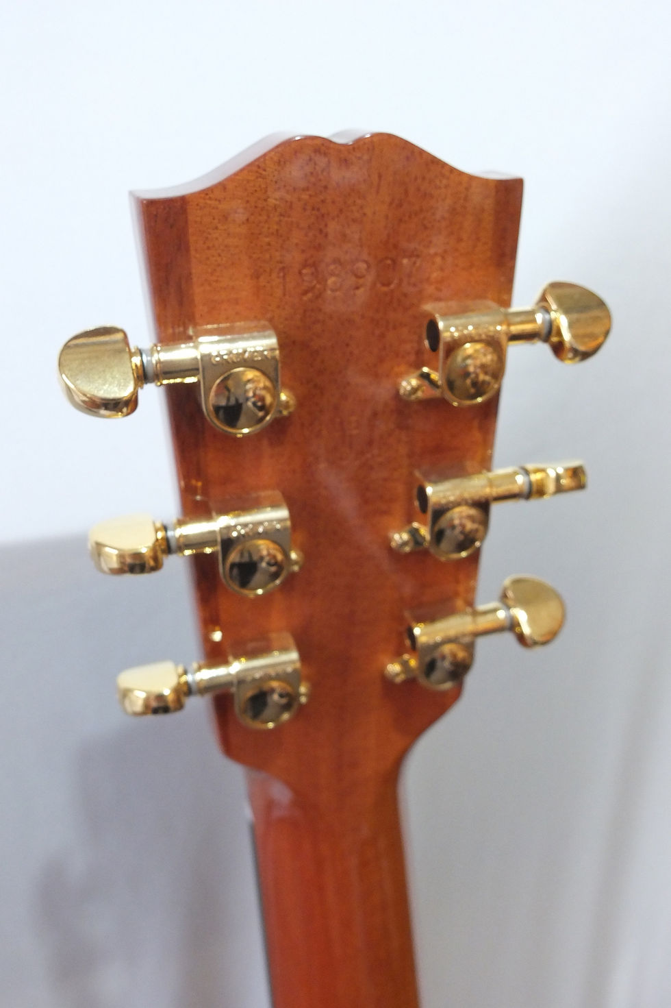 サムネイル： Gibson J-45M