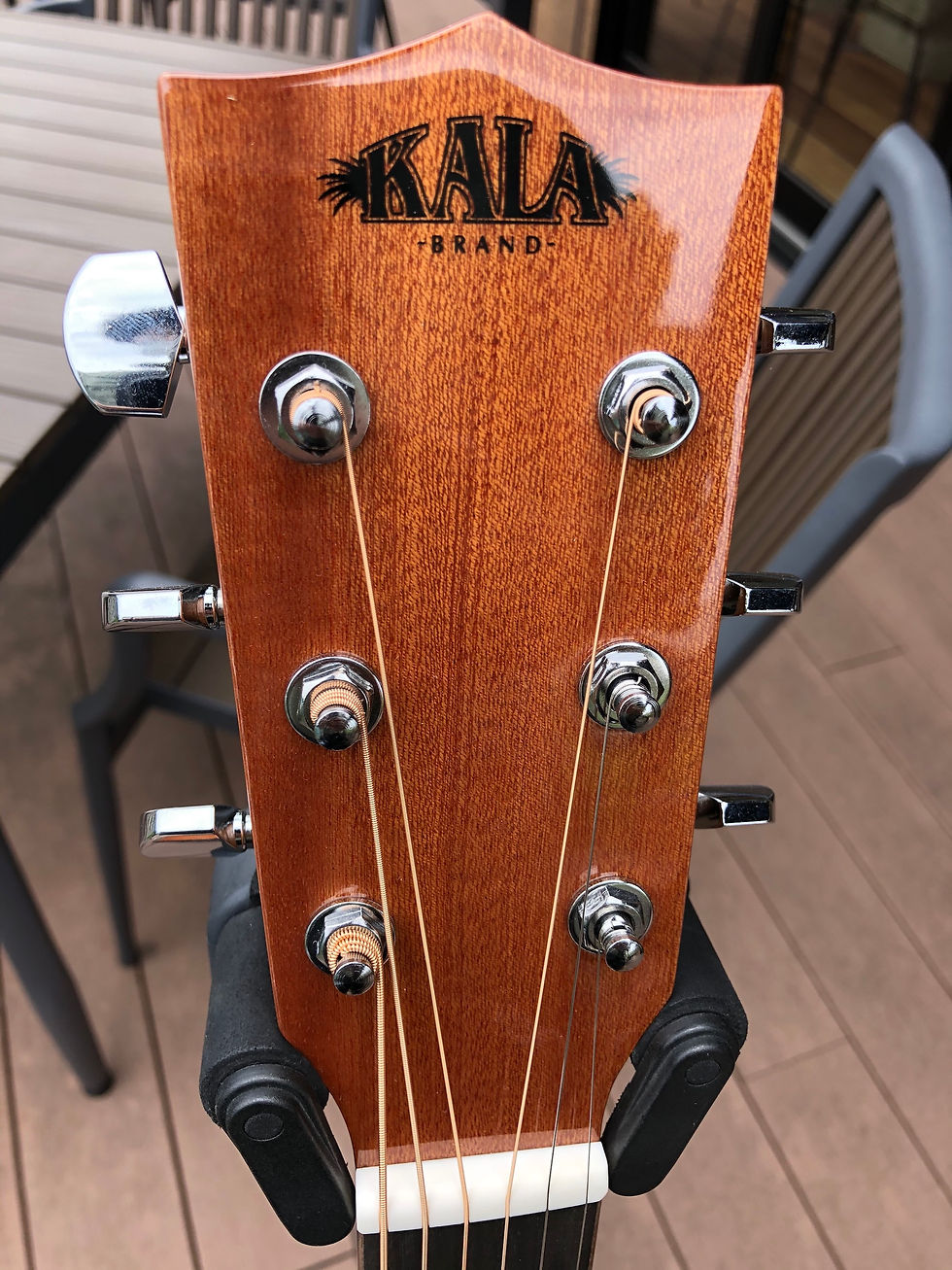 サムネイル： KALA SOLID MAHOGANY TOP THINLINE GUITAR
