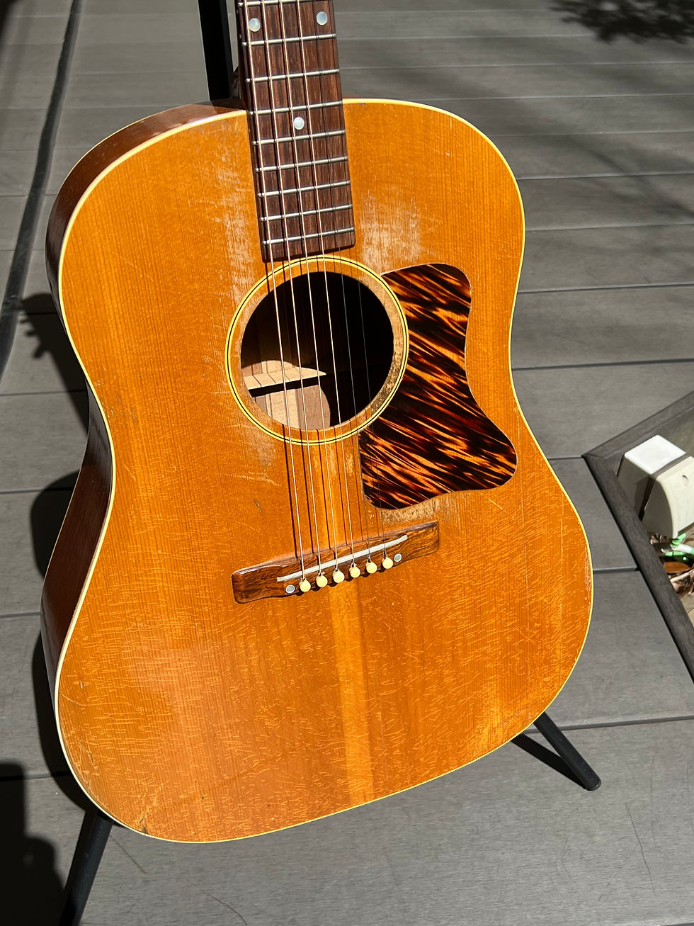 サムネイル： Gibson J-35 1941製！