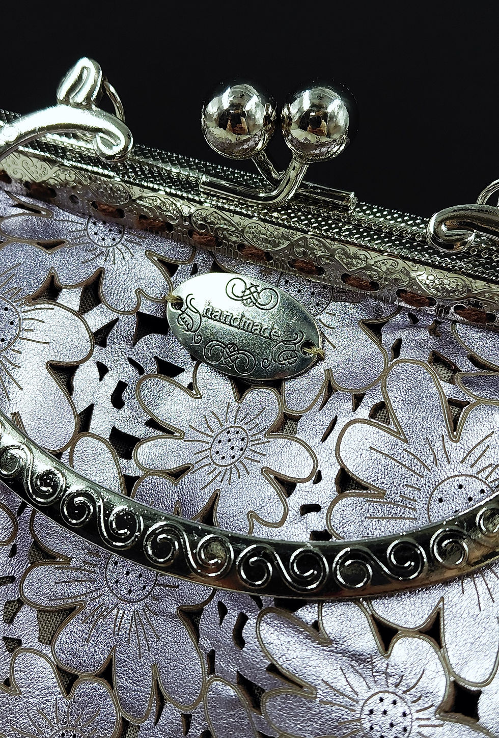 Miniatura: Il fascino del fatto a mano: ti presento il set "Dalia Metallic"