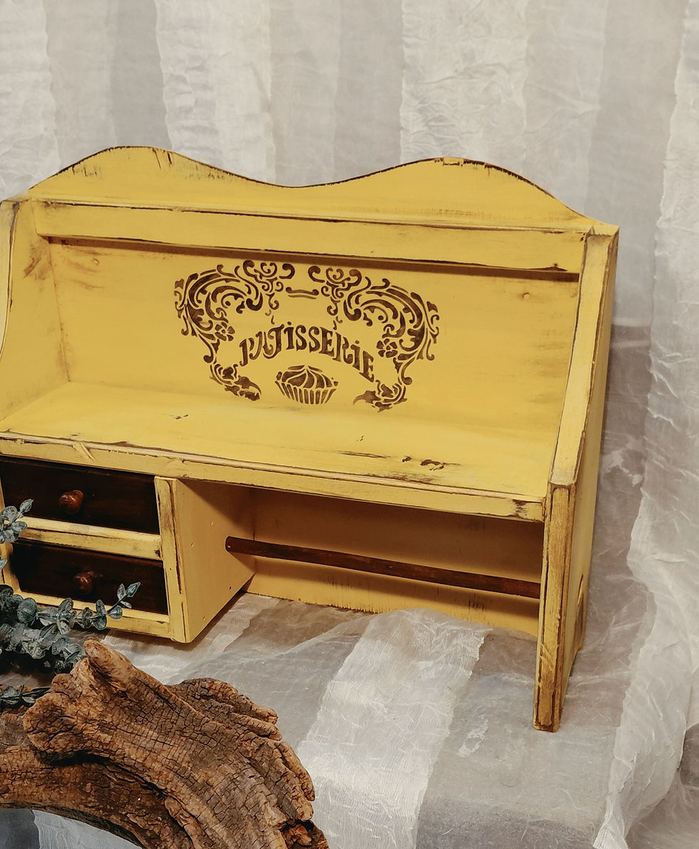 Miniatura: Delizie di stile: Mobiletto Shabby Chic "Patisserie" in Legno Artigianale