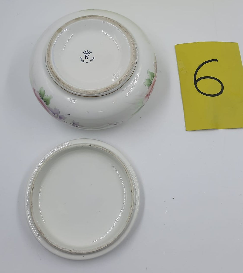 Miniatura: Scatola tonda in ceramica Capodimonte con coperchio