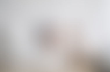 - ES +, EL MINIMALISMO COMO ESTILO DE VIDA
