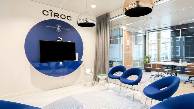 Interieurfotografie van een modern ingericht kantoor