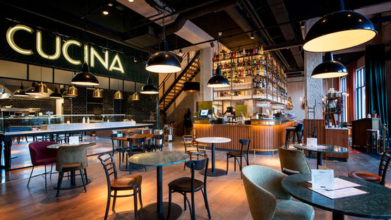 Interieurfotografie in Enkhuizen van restaurant L'Osteria