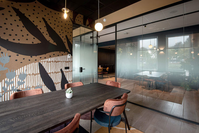 interieurfotografie projectontwikkelaars - kleurrijk kantoor in Eindhoven