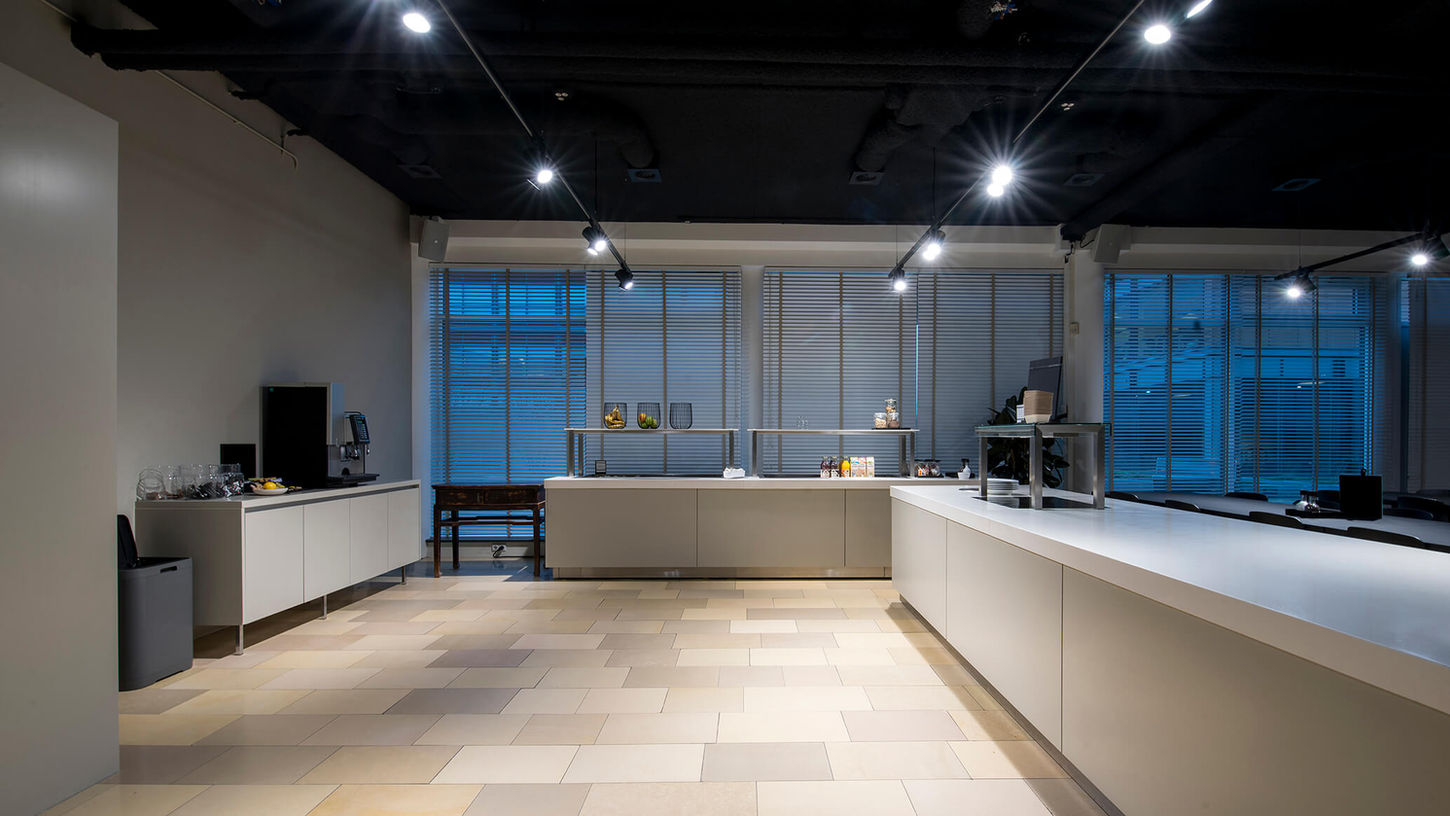 Interieurfoto's van het bedrijfsrestaurant van Bestseller in Amstelveen