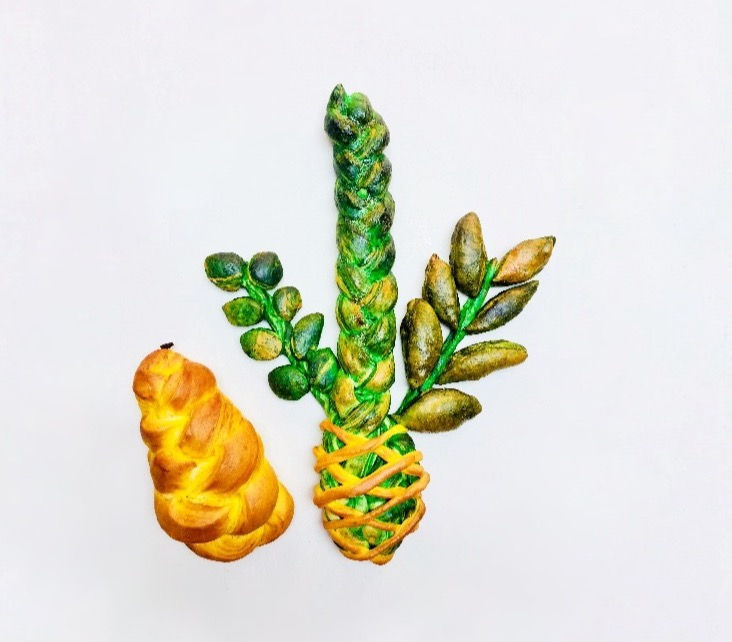 Have you ever heard of a Lulav Challah?