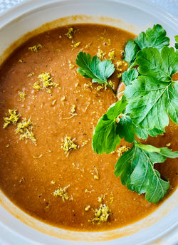 Linsen-Lemon-Suppe