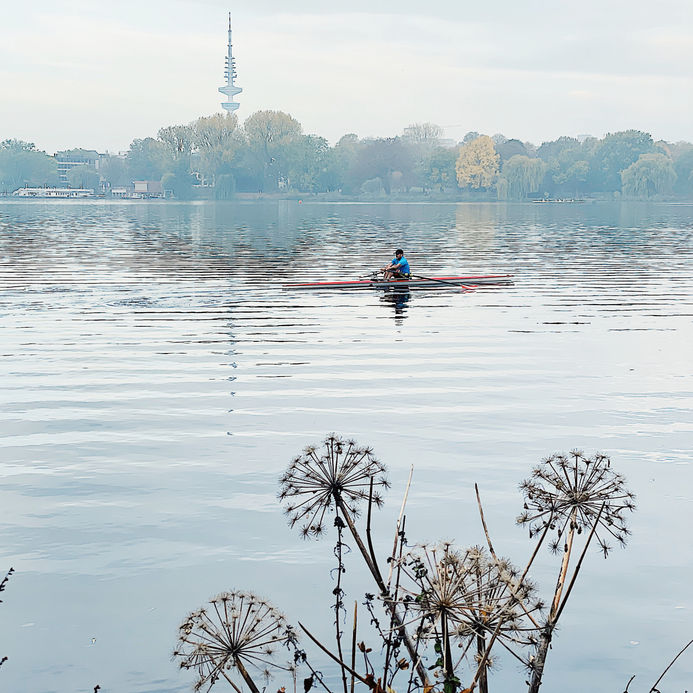 Alster vor der Tür - Lela Yoga Hamburg