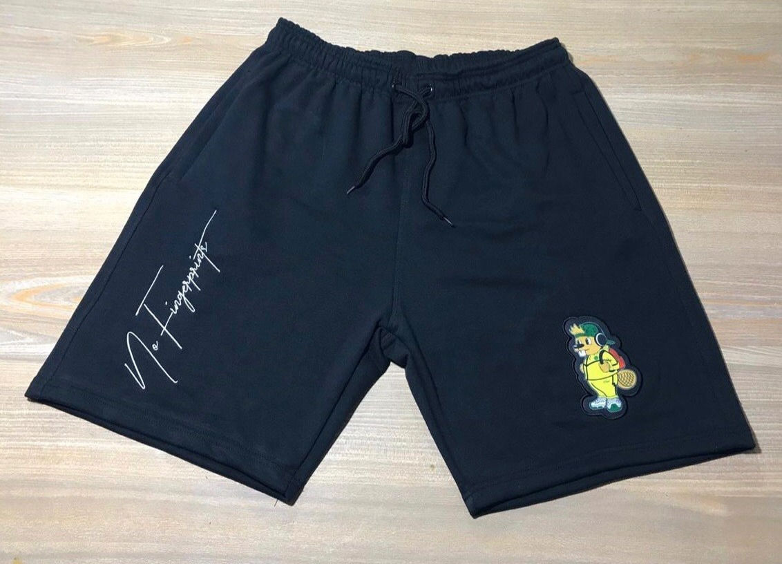 SIGNATURE QUIRK SHORTS