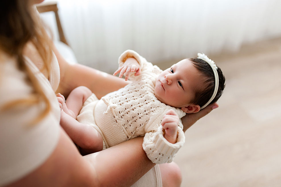 Lifestyle newborn photos, spacecoast newborn photographer, brevard lifestyle photographer, studio li