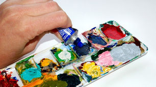 Cómo agregar texturas y mezclar con la pintura acrílica