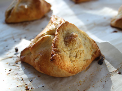 Book Bakes: Puffy Apple Dumplings