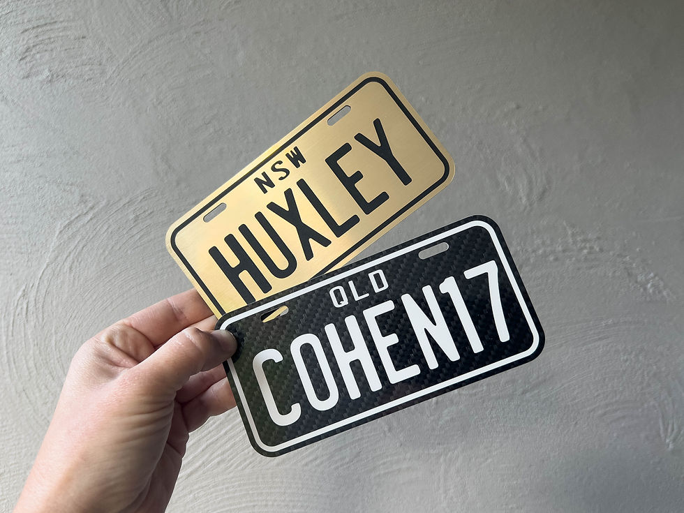 Maddox Engraved Flexi Acrylic Mini Plates