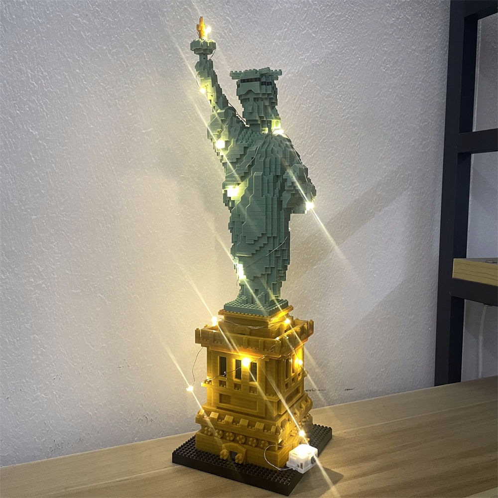 Statue of Liberty - European Historical Architecture Micro Mini Building Blocks 