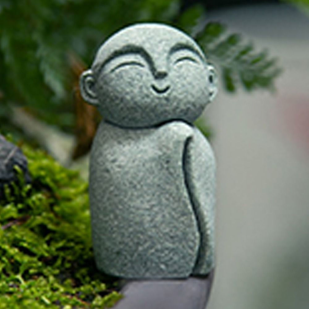 Durable Miniature Buddha Statue Handmade Exquisite Little Monks Figurine Cute Ze