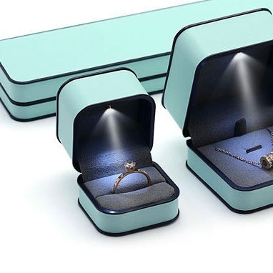 縮圖：白色/橙色/藍色黑邊LED燈求婚戒指盒吊墜盒