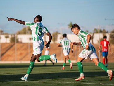DESTINY VUELVE A SALVAR UN PUNTO PARA EL BETIS DEPORTIVO