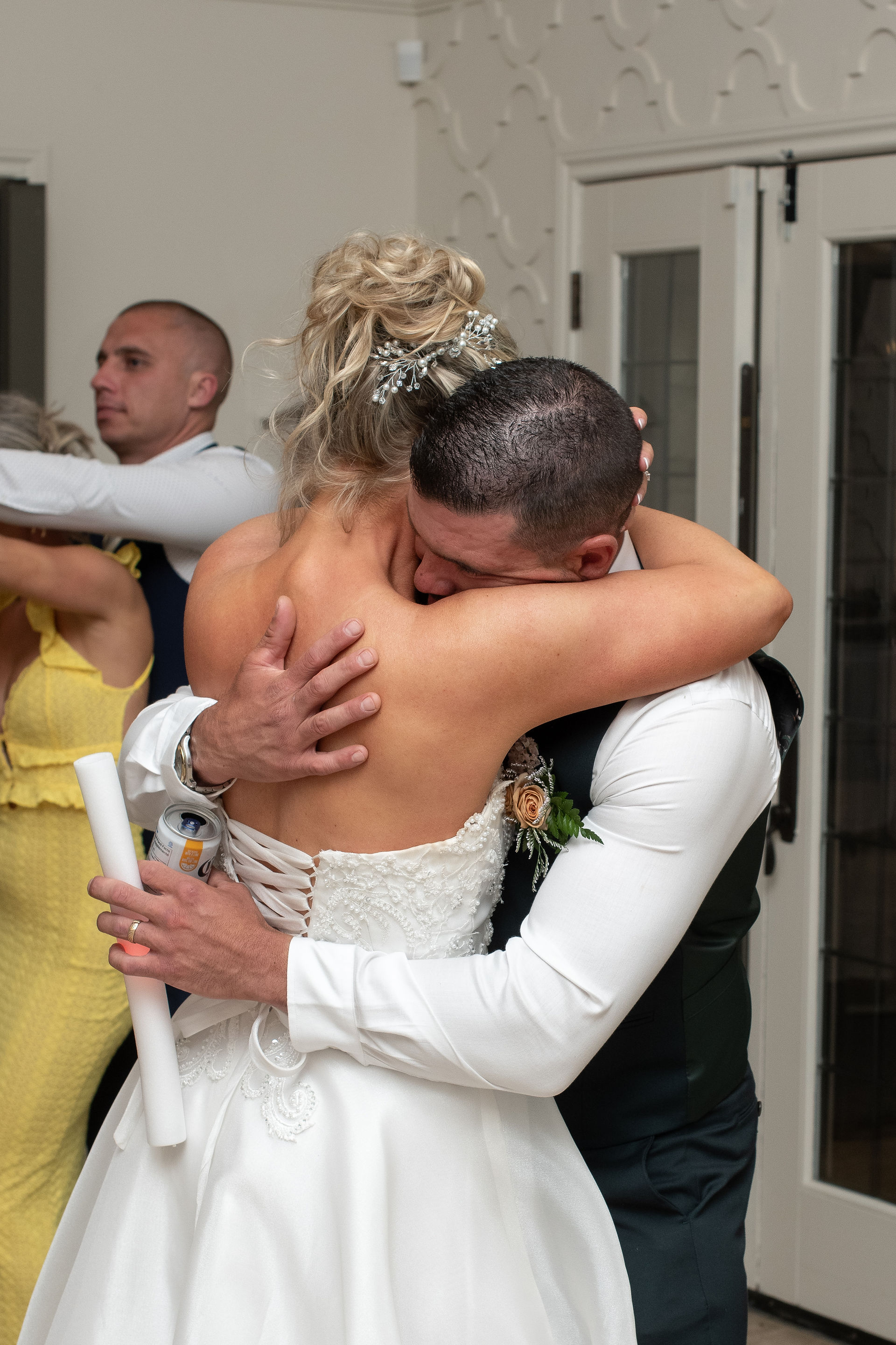 Elegant wedding reception at Lincoln Estates captured by Niagara wedding photographer
