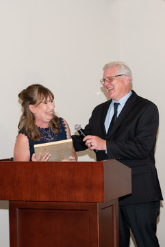 Fonthill Ontario wedding photographed by local Niagara wedding photographer