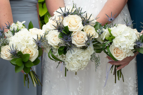 Fonthill Ontario wedding photographed by local Niagara wedding photographer